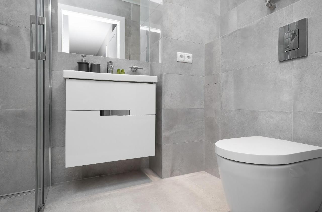 Apartments Warsaw Nowowiejska By Noclegi Renters Екстериор снимка
